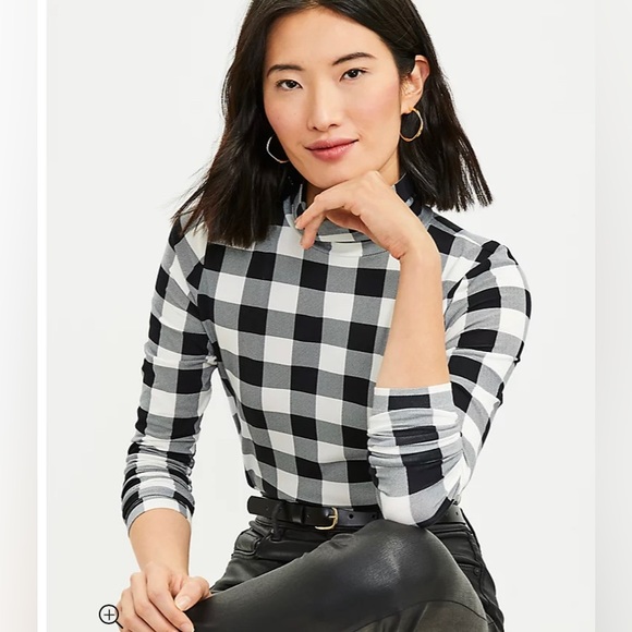 LOFT NWT Buffalo Plaid Long Sleeve Turtleneck - Black and White - Picture 2 of 3
